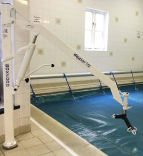 Dipper Pool Hoist With Standard Spreader Bar